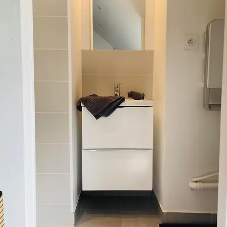 Un Cocon Spacieux Et Soigneusement Decore - 457 * 鲁昂
